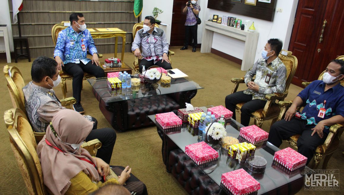 Retribusi Pasar Bakal Non-Tunai