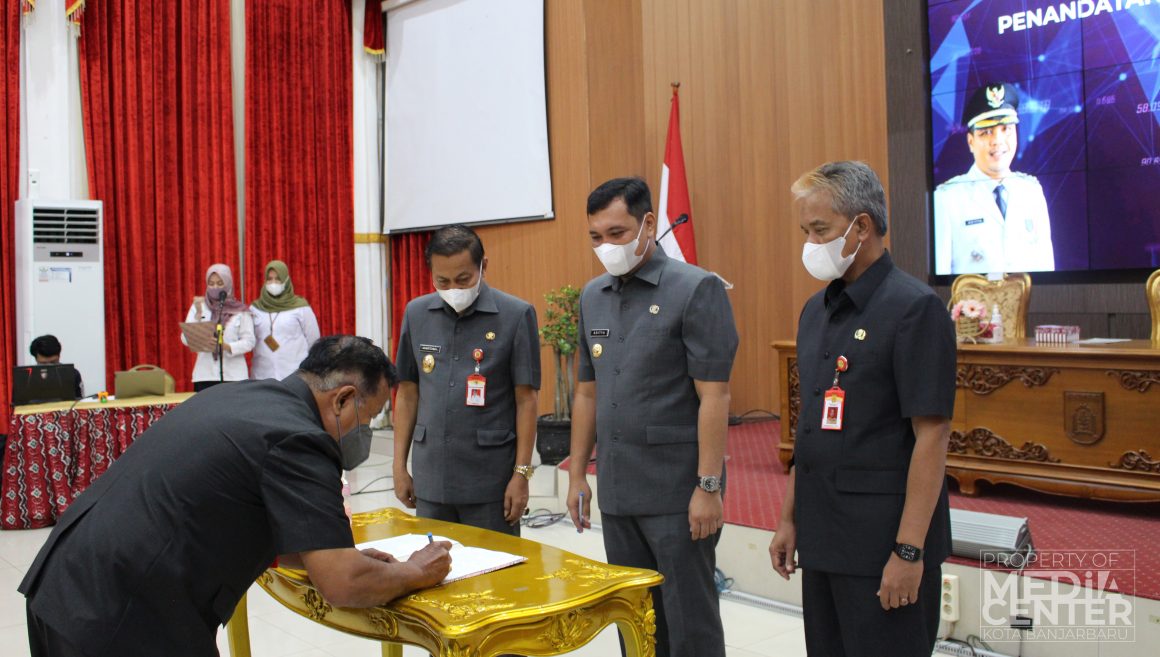 (Foto) Penandatanganan Perjanjian Kinerja SKPD Tahun 2022