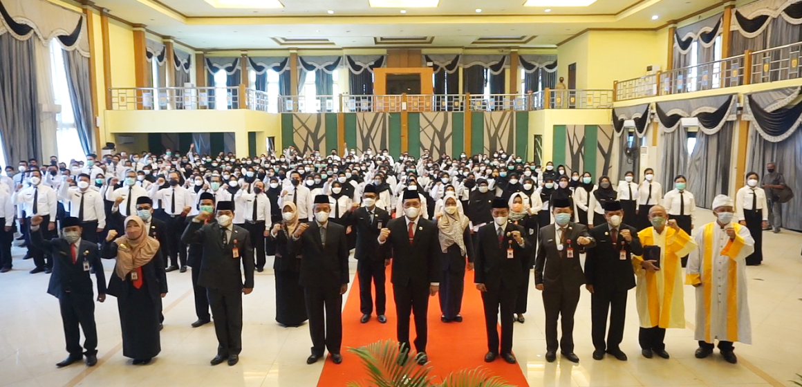 Sebanyak 259 Pejabat Fungsional Tertentu Dilantik Wali Kota Banjarbaru.