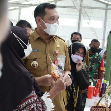 Wali Kota Re-Opening Pasar Laura