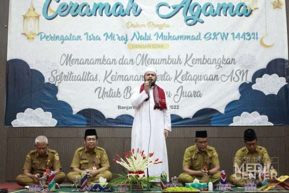Sekda : Tingkatkan Amal Ibadah dan Etos Kerja yang Baik