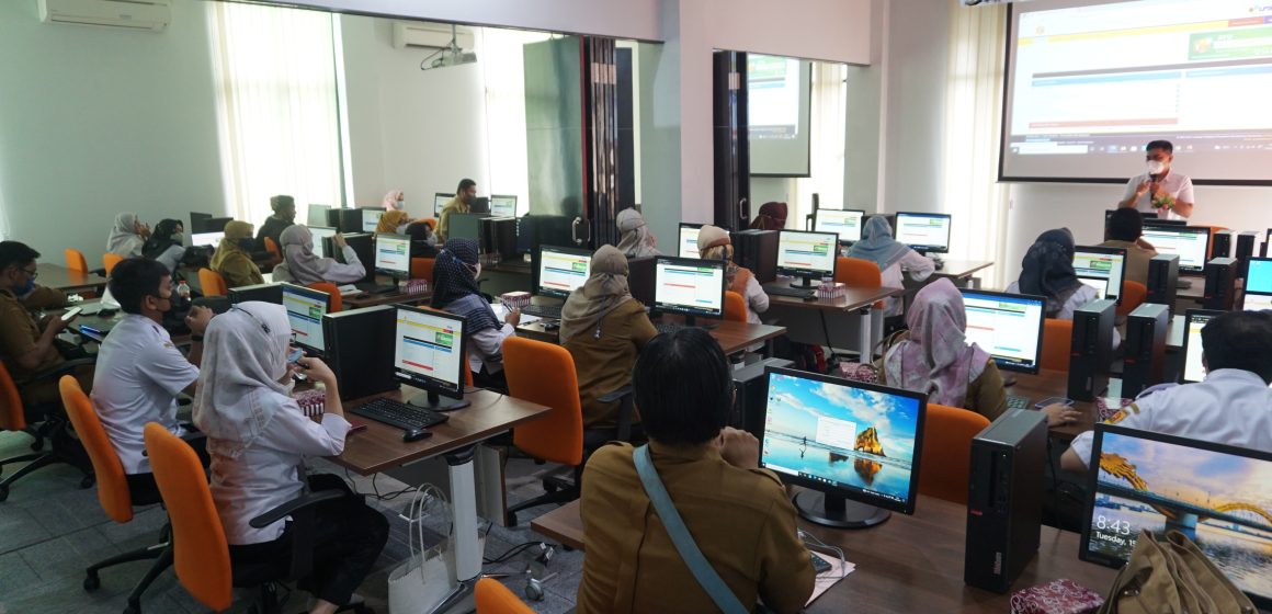 Pejabat Pengadaan PUPR Dilatih Aplikasi SPSE
