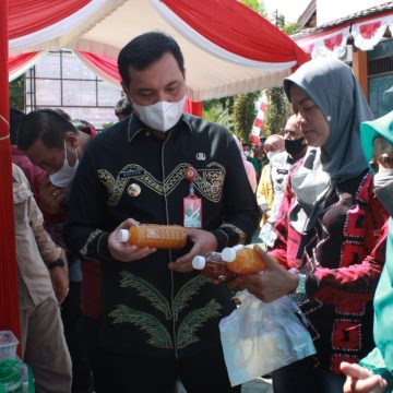 Pemkot Mengadakan Pasar Murah Ramadhan
