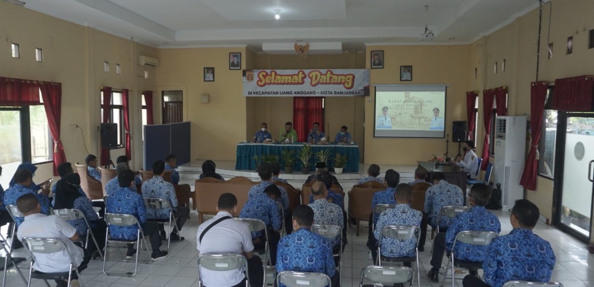 Rakor Camat dan Lurah membahas Program Penting Untuk Kesejahteraan Masyarakat Kota Banjarbaru.