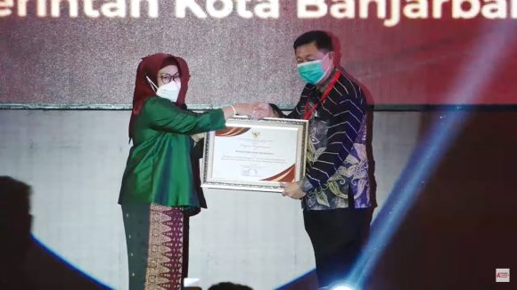 Pemkot Banjarbaru Raih Penghargaan 6 Peserta Terbaik Outstanding Achievement Kompetisi P4