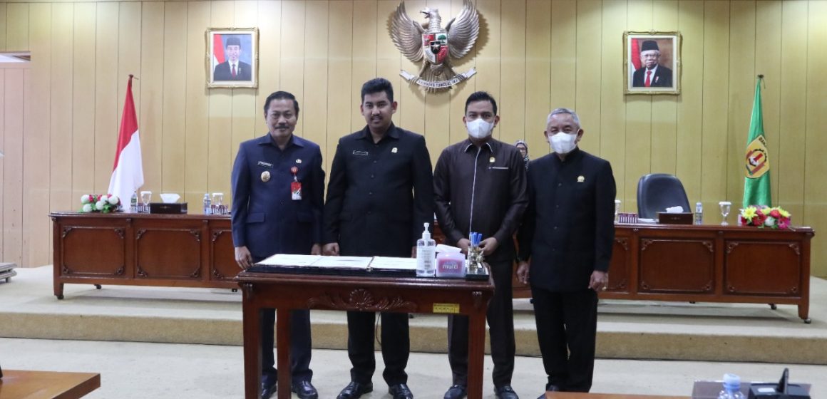 Pengambilan Keputusan RAPERDA Kota Banjarbaru