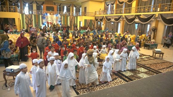 Acara Puncak Peringatan HAN 2022, Kota Banjarbaru Mendapat Gelar Kota Layak Anak.
