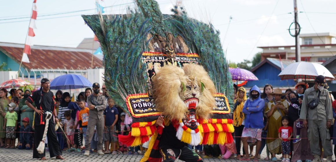 Pargelaran Reog Ponorogo Hiasi Hari Kemerdekaan Republik Indonesia ke-77 Di Kota Banjarbaru.