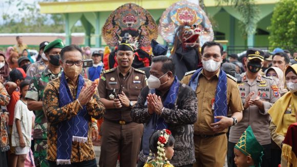 Kepala BKKBN RI Tinjau Langsung Kampung KB Gunung Kupang Cempaka