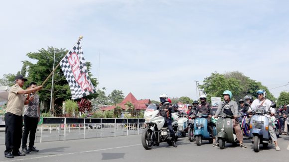 Beras Terbaik Sebanyak 7 Ton untuk Mitra Pondok Pesantren Penghafal Al-Quran, Yatim dan Fisabililah