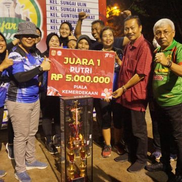 Wartono Akhiri Turnamen Bola Voli Piala Kemerdekaan Antar Kelurahan se-Kota Banjarbaru