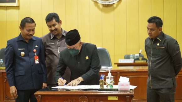 RAPERDA Perubahan APBD Kota Banjarbaru TA 2022 Disetujui