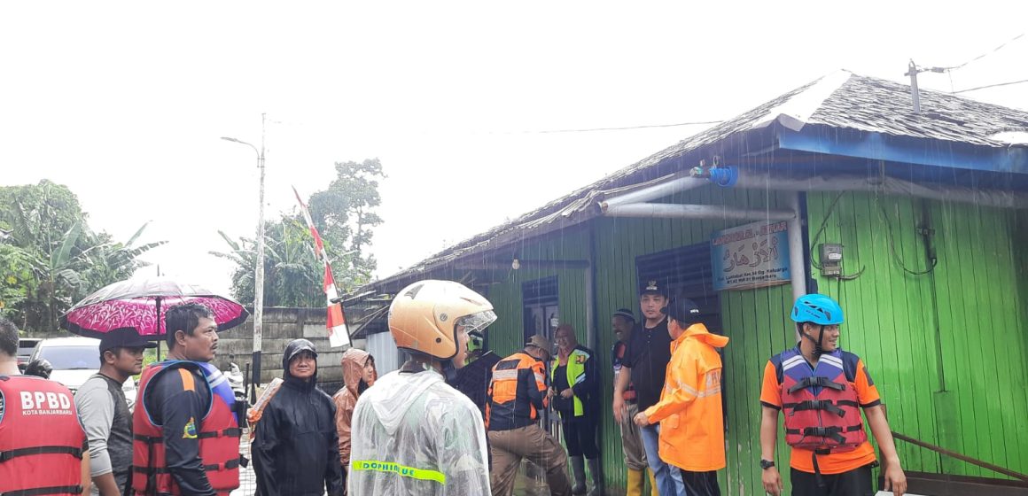 Sebagian Banjarbaru Selatan Terendam, Wali Kota Terjun Kelokasi