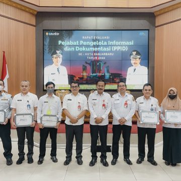 Disperkim raih Penghargaan Admin PPID Terinformatif 2022