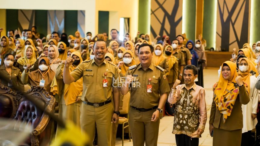 aditya guru Pemko Bekali Guru Agar Lulus Sertifikasi