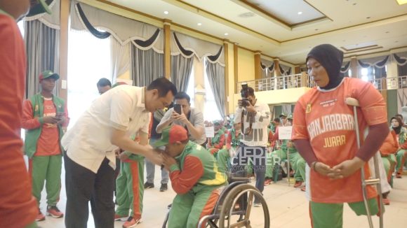 Aditya Lepas 85 Atlet NPC Banjarbaru Untuk Bertarung Diajang Peparprov IV Kalsel 2022