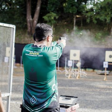 Apeksi Pertama Dengan Tantangan Menembak
