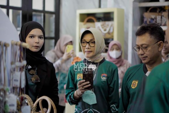 Vivi Perkenalkan Sistem Cross Selling pada Apeksi Regional Kalimantan