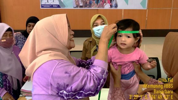 “Basingsing” di Hari Timbang Balita Kemuning