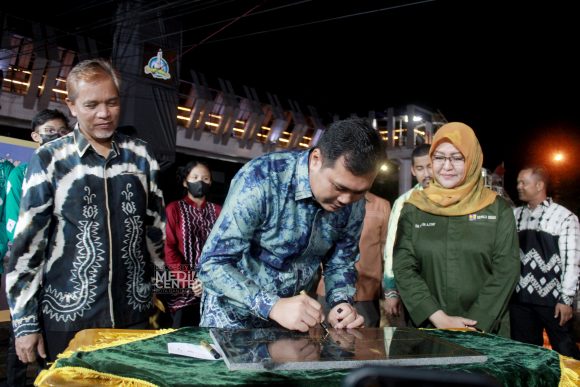Resmi, JPO Banjarbaru siap diseberangi