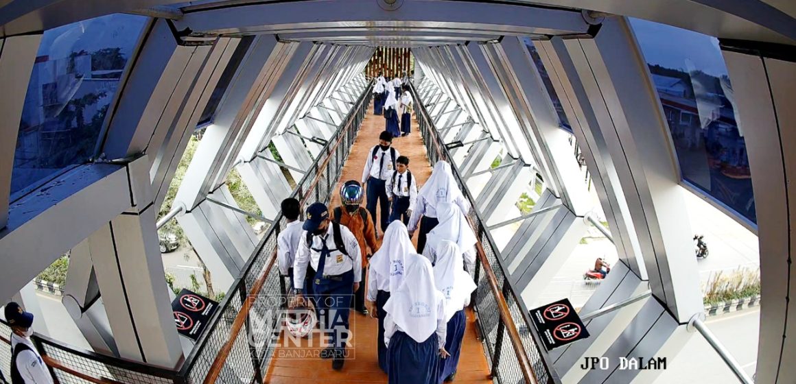 Hindari Aksi Tidak Terpuji! JPO Akan Dipasang Rambu Disabilitas dan Bollard Trotoar.