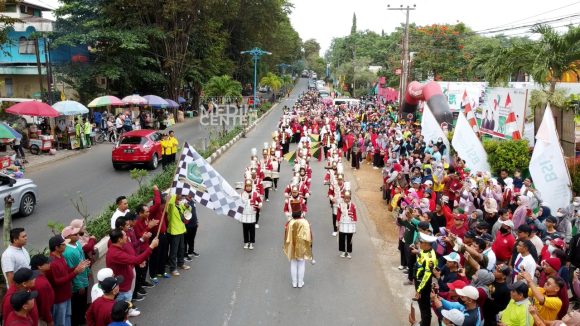 Jalan Sehat Hingga Hibah Tanah Warnai Peringatan Hari Amal Bhakti di Banjarbaru
