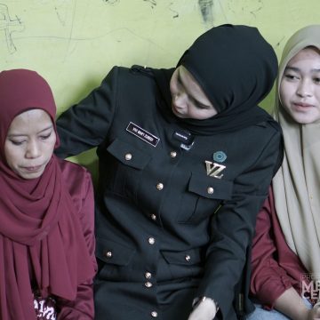 Vivi Turun Langsung ke – 5 Kecamatan se – Kota Banjarbaru