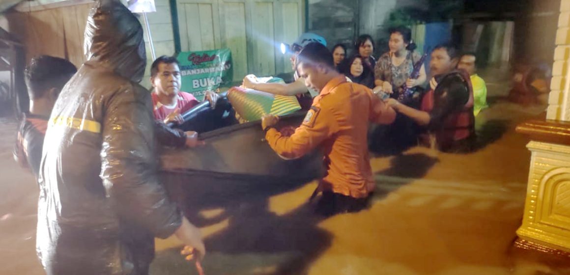 Pemkot Banjarbaru Gerak Cepat Buka Dapur Umum dan Layanan Kesehatan Bagi Terdampak Banjir