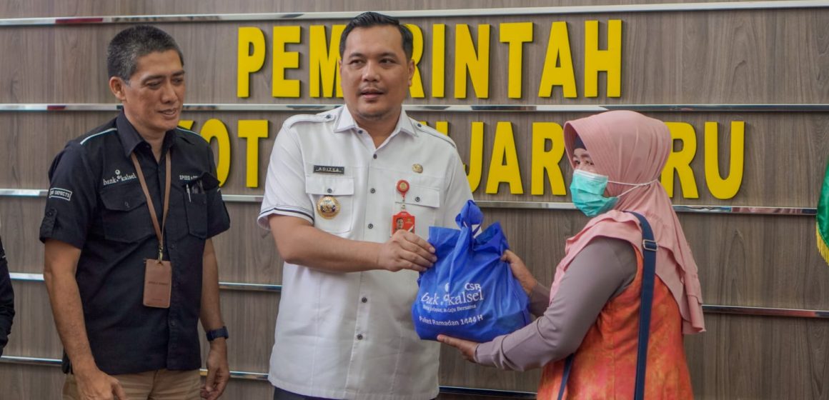 Paket Ramadhan kepada Pensiunan ASN dan Wartawan Kota Banjarbaru