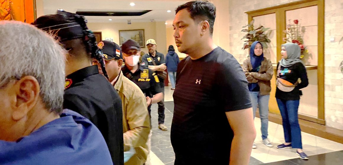 Aditya Tutup Dua Hotel Yang Sudah Kedaluwarsa!