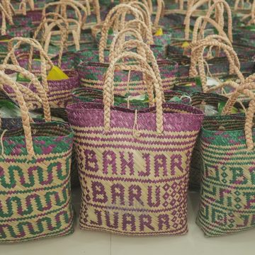 800 Sembako Dibagikan Kepada Warga Banjarbaru