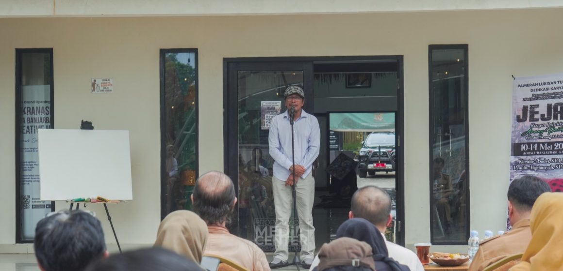 Berikan Dukungan Kepada Penggiat Seni, Aditya Buka Pameran Lukisan Tunggal
