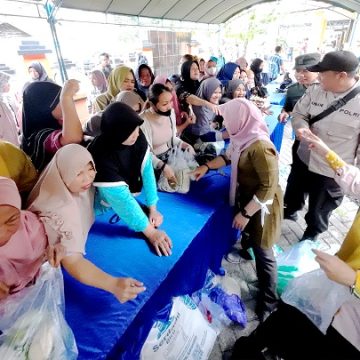 22 Menjelang Hari Raya Idul Adha 1444 H Pasar Murah Di Kelurahan Palam Diborong Warga.