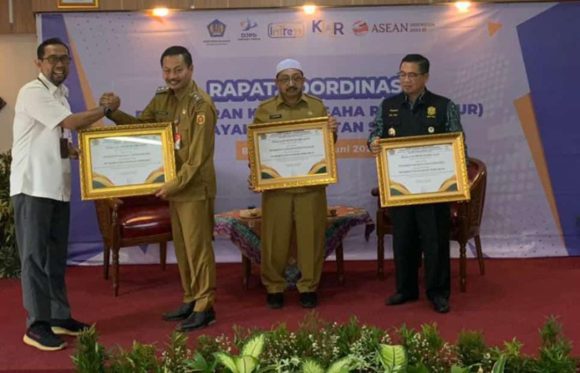 Pemkot Banjarbaru Terbaik Pertama Dalam Penyaluran KUR dan Pemanfaatan SIKP.