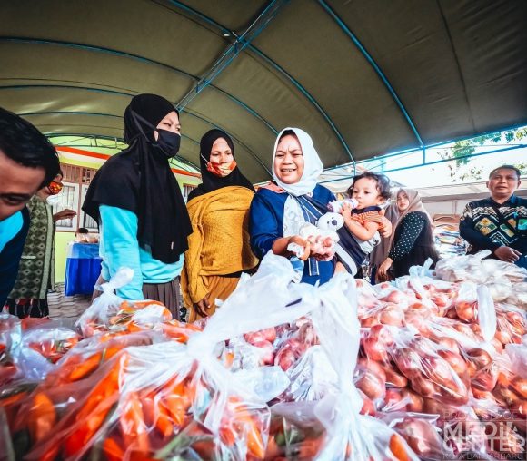 Pemko Gencar Gelar Pasar Murah, Ini Tanggapan Warga Guntung Payung