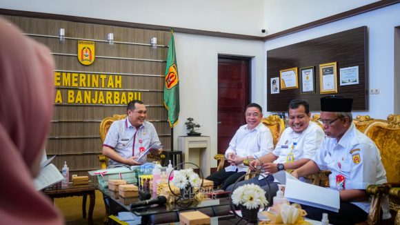 BPN Serahkan Aset Pemerintah ke Pemko Banjarbaru