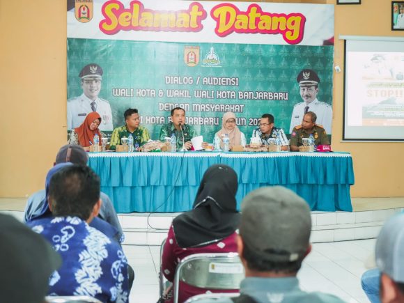 Meningkatnya Kasus ISPA di Liang Anggang, Aditya Turun Langsung Temui Warga