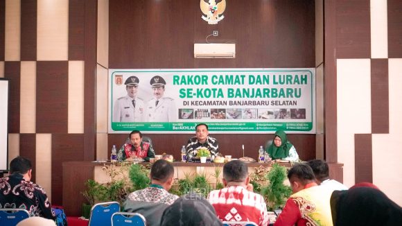 Rakor Camat dan Lurah: Upaya Bersama Meningkatkan Kualitas Pelayanan