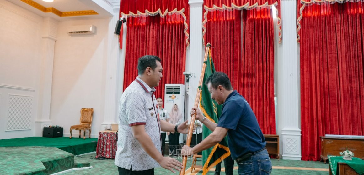 Aditya lepas Kontingen Pesparawi ke Tabalong