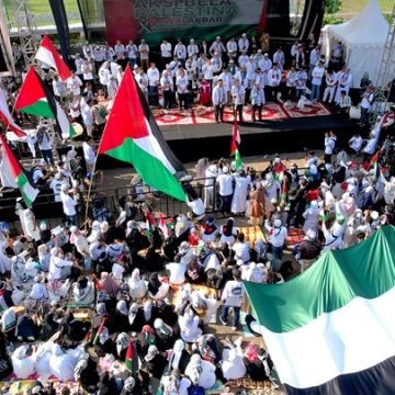 Aksi Bela Palestina, Ribuan Masyarakat Banjarbaru Dengan Tegas Menyatakan Dukungan Terhadap Pejuang Palestina.