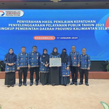 Tertinggi NiIai Kepatuhan Penyelenggaraan Pelayanan Publik, Banjarbaru Terima Penghargaan