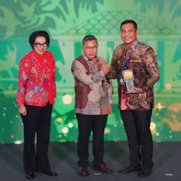 Juara Lagi! Banjarbaru Kembali Raih Piala Adipura.