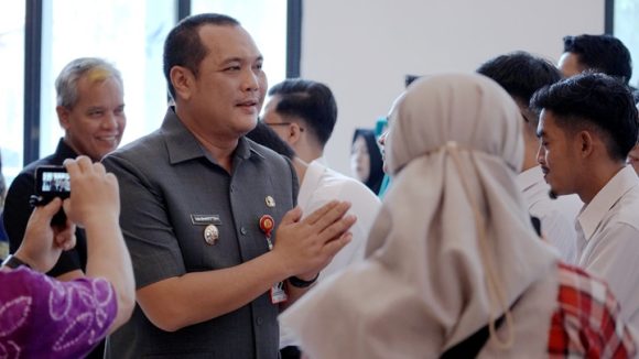 Moment Pelantikan PNS dan PPPK, Aditya: Dengan Adanya Personil Baru Pelayanan Publik dan Tata Kelola Pemerintahan Lebih Baik.