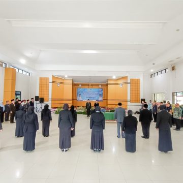 Lantik Kepala Sekolah, Sekda Banjarbaru Harapkan Kualitas Pendidikan Meningkat