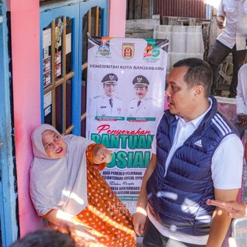 Momen Hari Jadi Banjarbaru, Aditya Bagikan Bantuan Kepada Masyarakat yang Membutuhkan