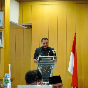 _MCB6592 Rapat Paripurna DPRD Kota Banjarbaru Bahas 3 Raperda Inisiatif