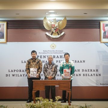 MCB06988 (1) Transparansi dan Akuntabilitas: Banjarbaru Kembali Raih Penghargaan Untuk Ke-9 Kalinya