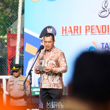 _MCB6672 Upacara Peringati Hari Pendidikan Nasional dan Hari Otonomi Daerah ke – 28