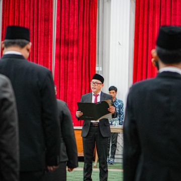 WhatsApp Image 2024-05-25 at 20.44.24_18aab918 15 Anggota Panwaslu Kecamatan se-Kota Banjarbaru Resmi di Lantik!