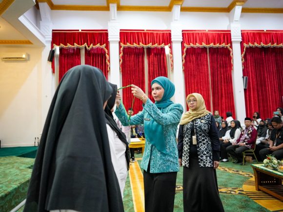 Vivi Zubedi Luncurkan Sekolah Gratis Lagi, Kali ini Life Skill Massage dan Bekam